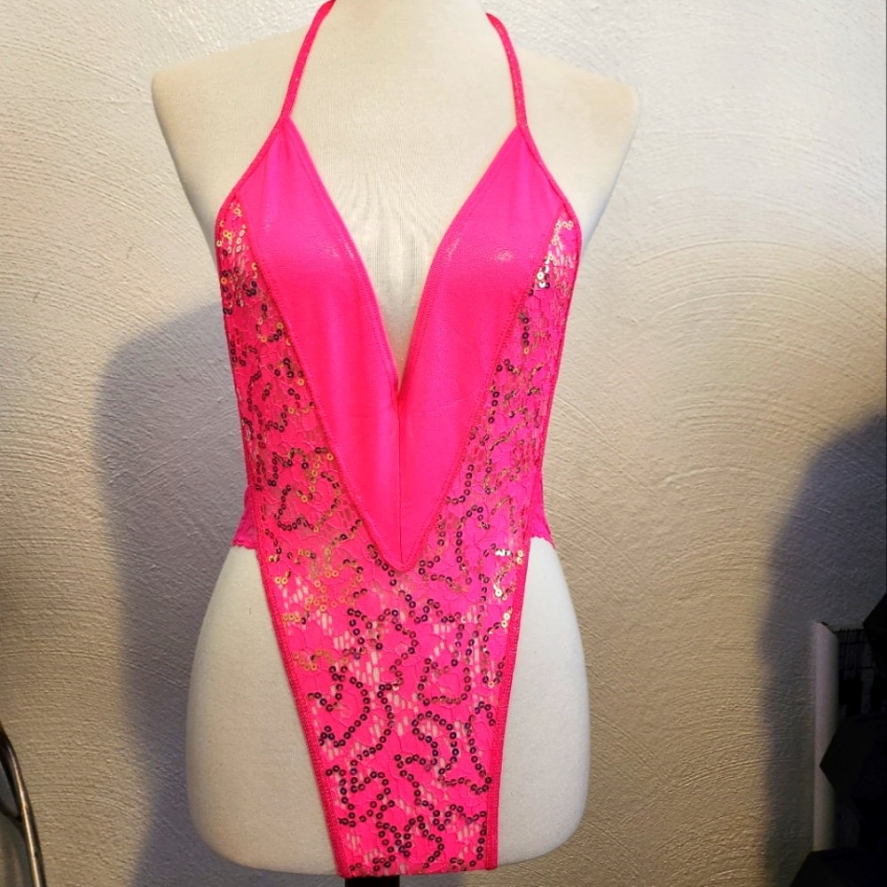 NWOT Sexy Hot Pink Teddy M/L